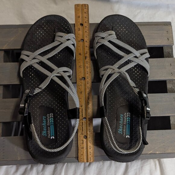 Skechers Outdoor Lifestyle Size 9 Black and White Sandals - Picture 12 of 14